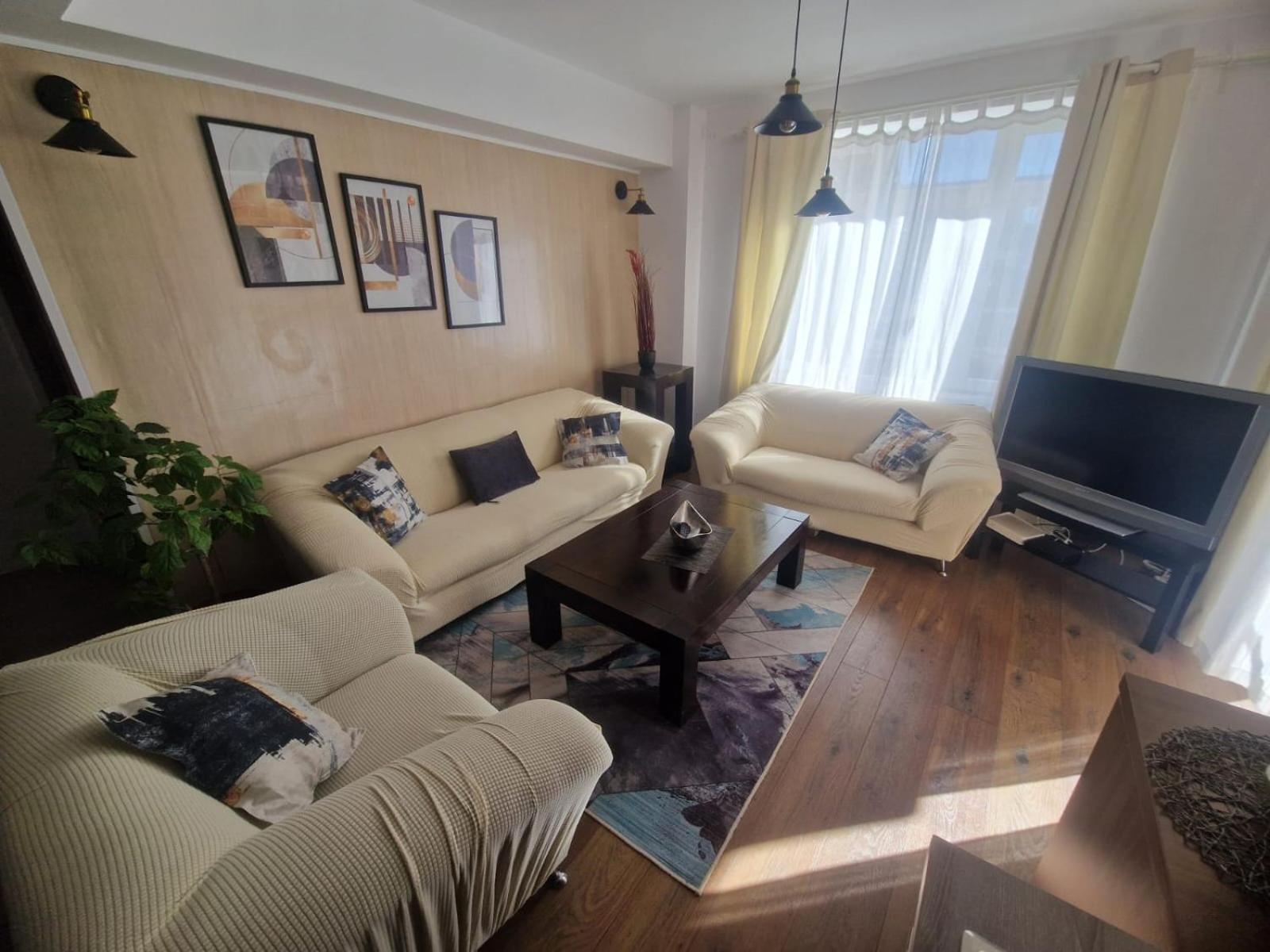 Arthur Apartment